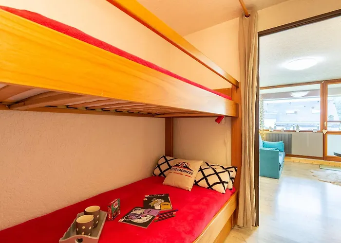 Appartement 4 Pers. Avec Garage, Balcon Et Navette, Proche Commerces Et Téléphérique à - Fr-1-296-497 *